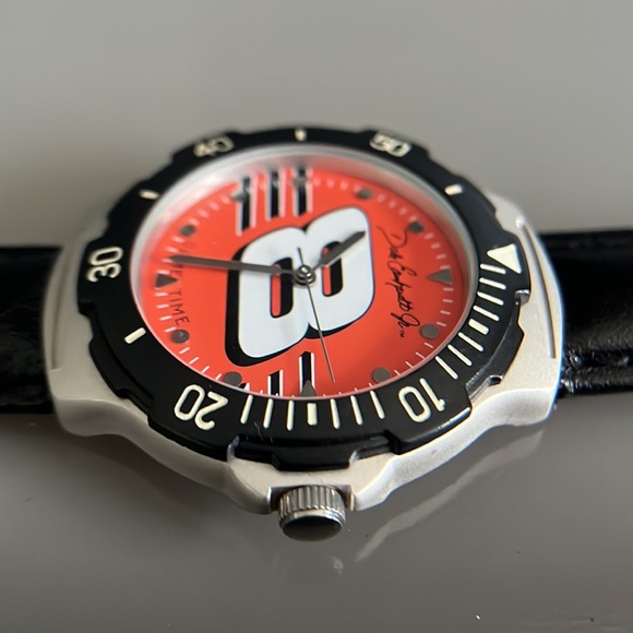 Dale Earnhart Jr. Game Time Quartz Analog Watch - Unisex - Picture 3 of 16